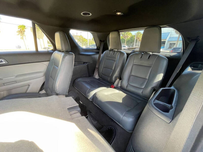 2012 Ford Explorer