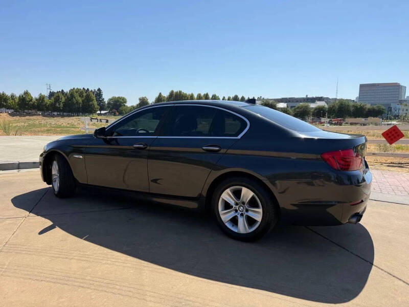 2013 BMW 5 Series 528i