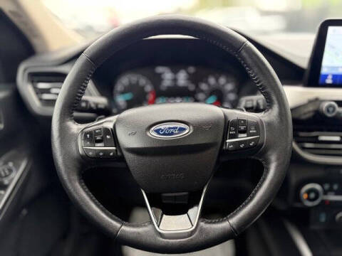 2020 Ford Escape SEL