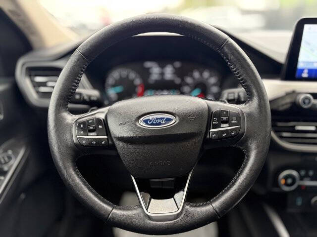 2020 Ford Escape SEL