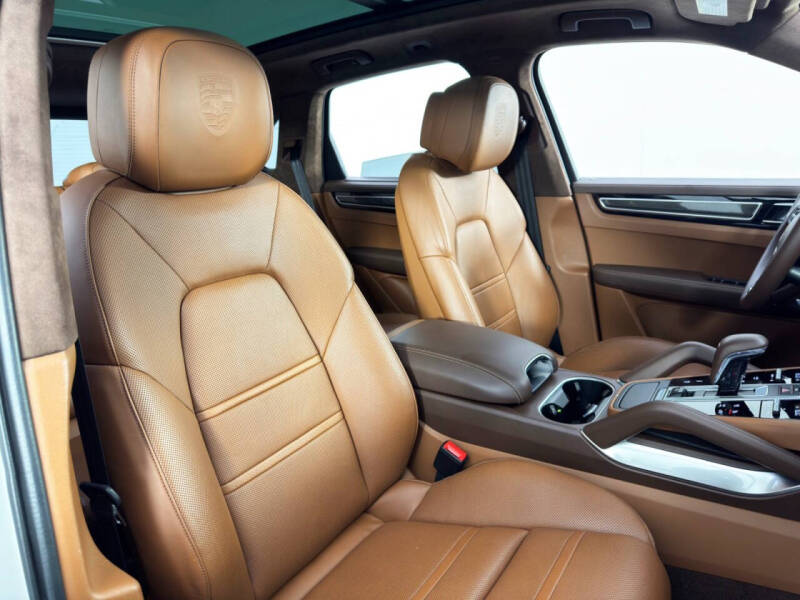 2020 Porsche Cayenne Turbo