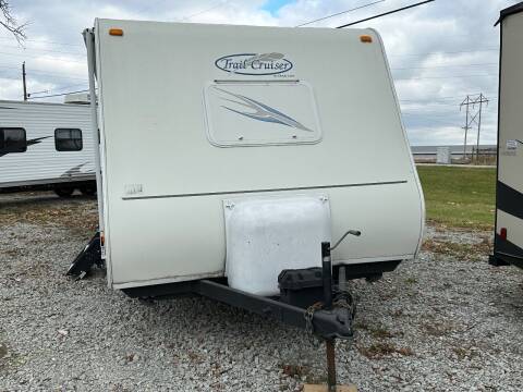 2005 Trail-Lite Trail Cruiser 26QBH for sale at Kentuckiana RV Wholesalers in Charlestown IN