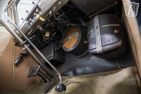 1938 Packard Super Eight