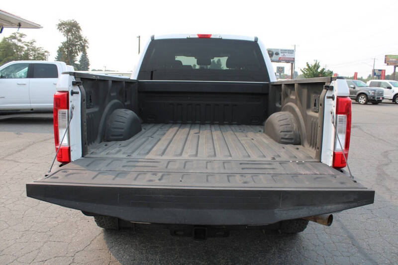 2017 Ford F-250 Super Duty XLT