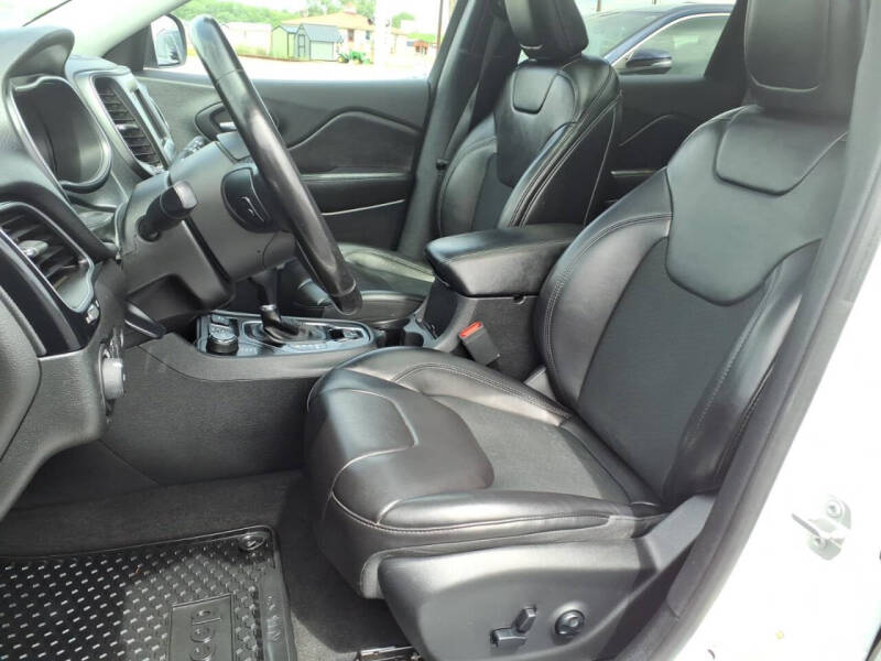 2019 Jeep Cherokee Altitude