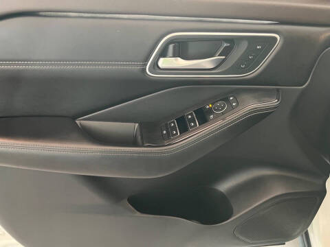 2022 Nissan Rogue Platinum