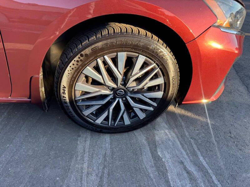 2023 Nissan Altima 2.5 SV