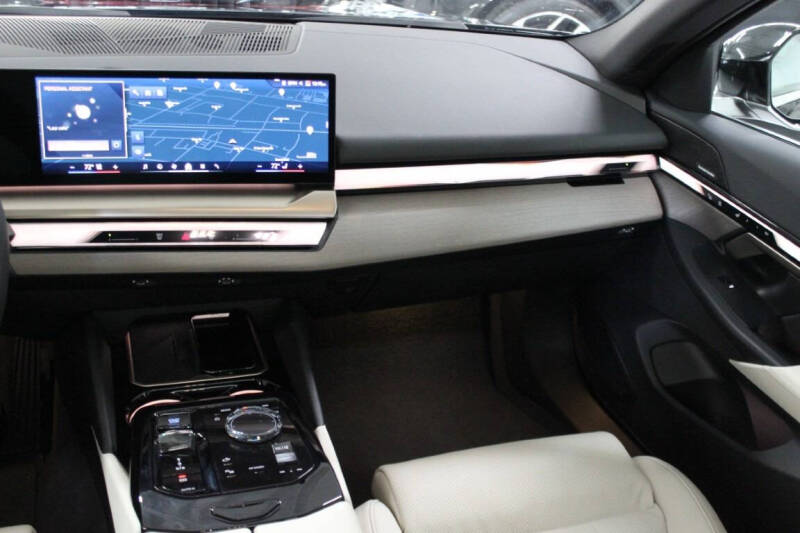 2024 BMW i5 eDrive40