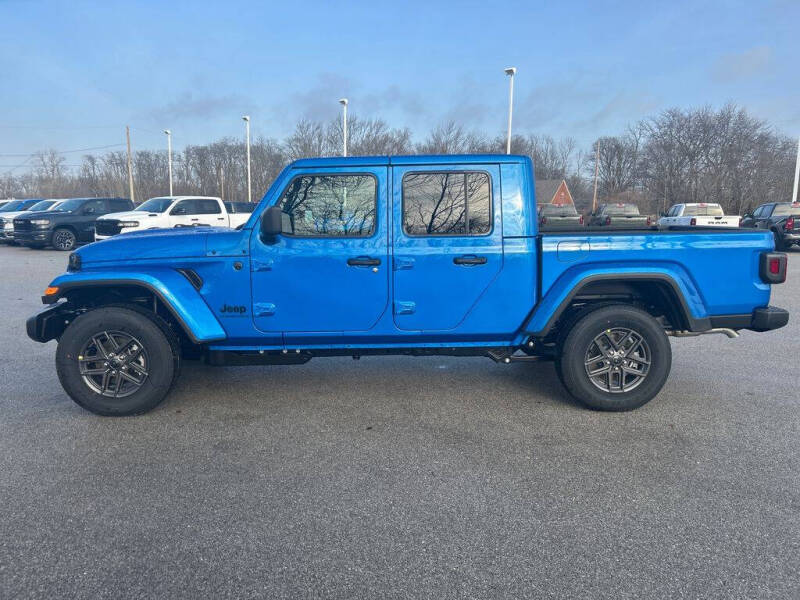 2026 Jeep Gladiator Sport S
