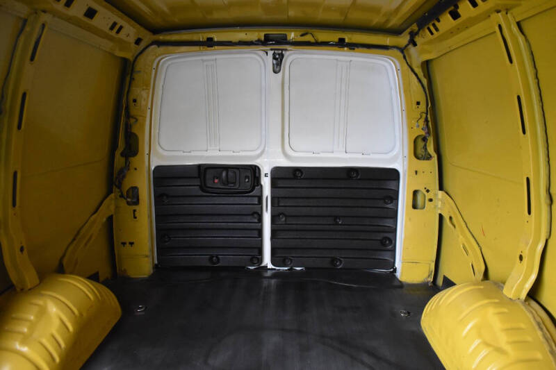 2021 GMC Savana 2500