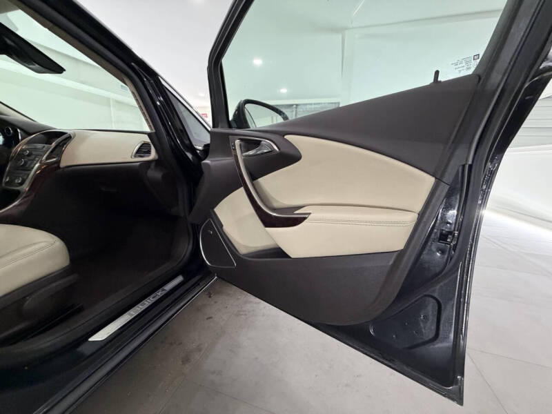 2014 Buick Verano Leather Group