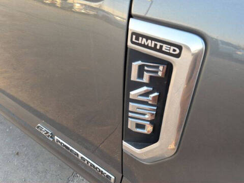 2022 Ford F-450 Super Duty Limited