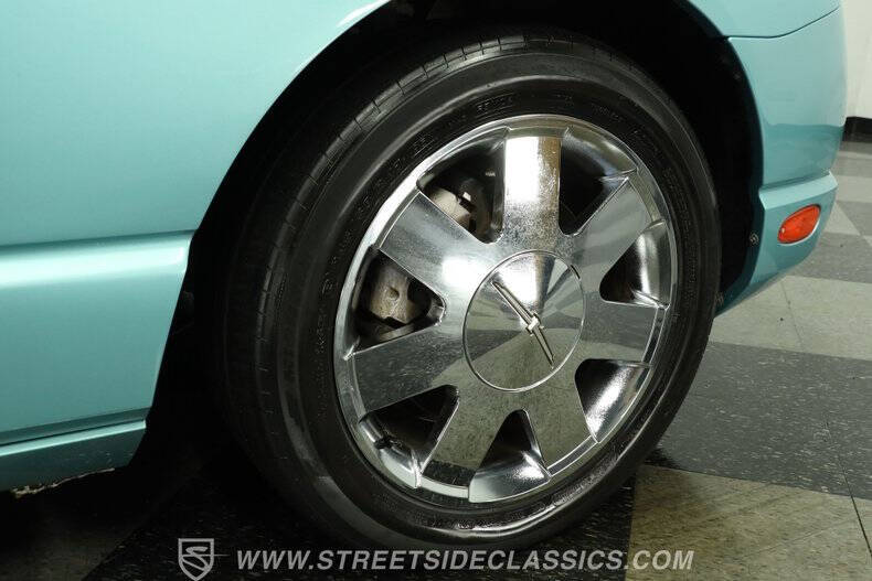 2002 Ford Thunderbird Deluxe