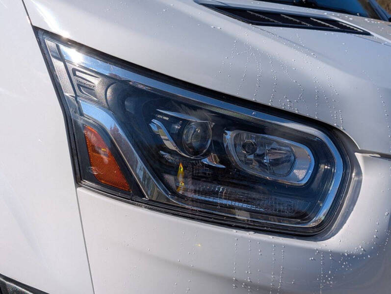 2023 Ford E-Transit 350