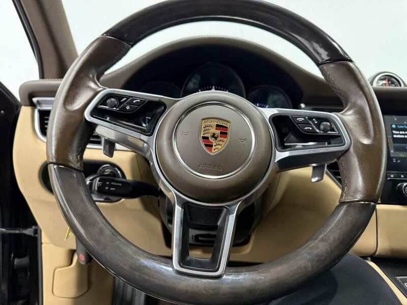 2017 Porsche Macan GTS