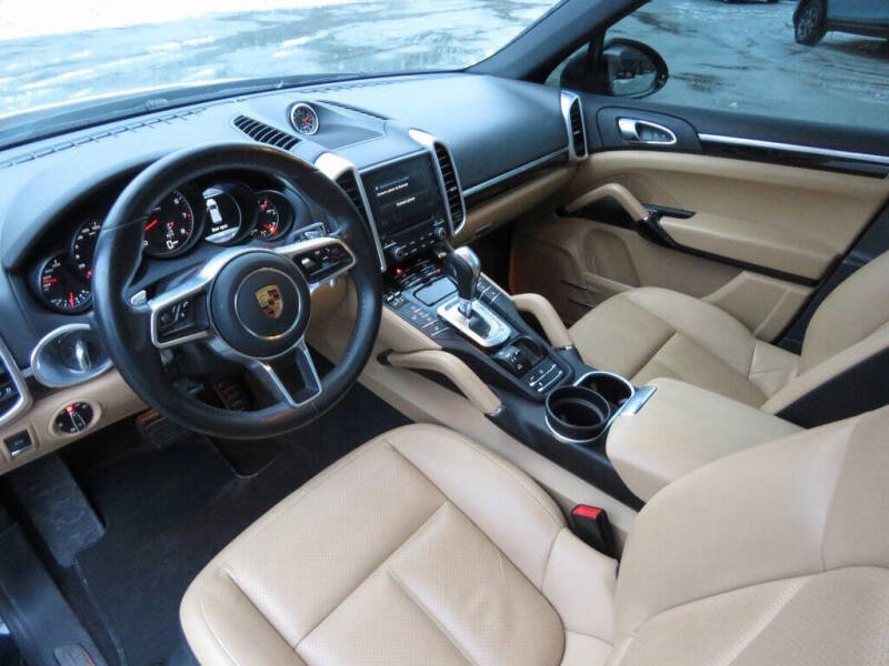 2017 Porsche Cayenne