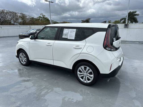2023 Kia Soul LX
