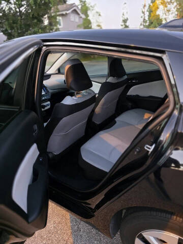 2017 Toyota Prius Two