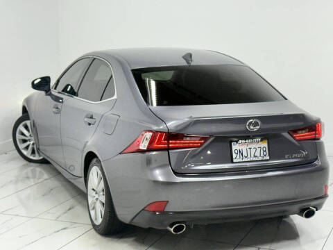 2016 Lexus IS 200t