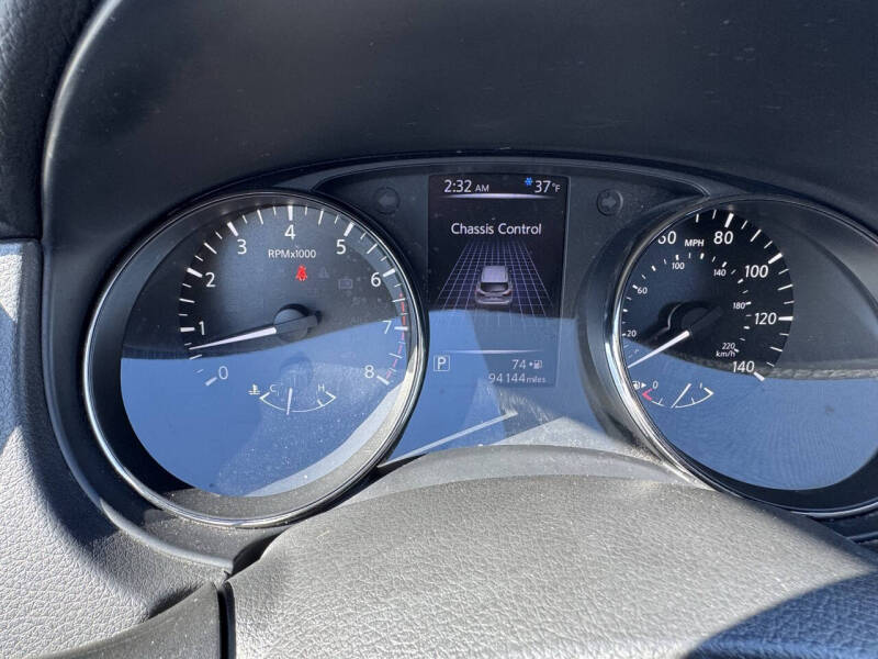 2017 Nissan Rogue Sport SV