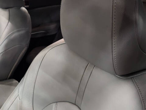 2021 Toyota Avalon Hybrid XLE