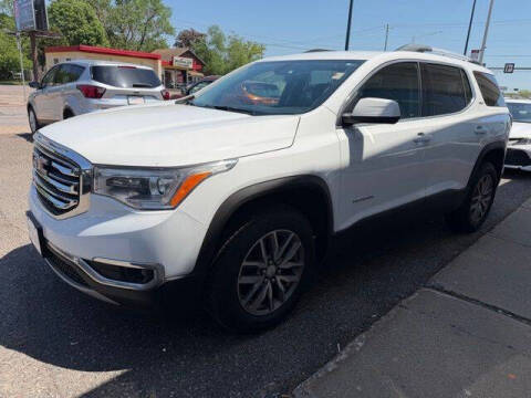 2017 GMC Acadia SLE-2