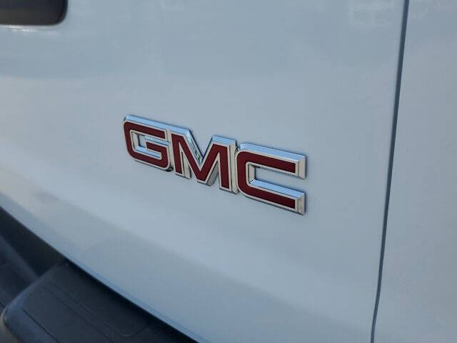 2023 GMC Savana 2500