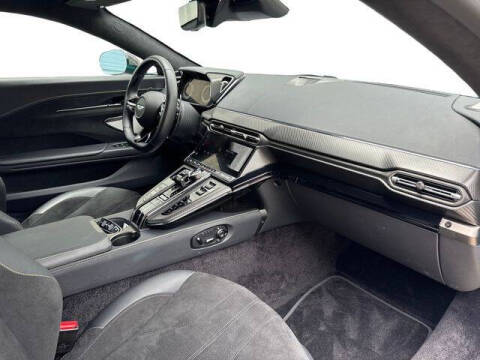 2025 Aston Martin Vantage