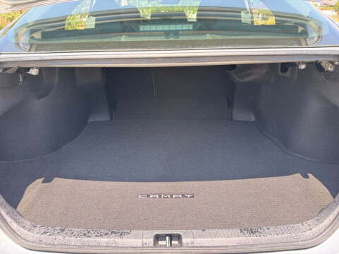 2020 Toyota Camry Hybrid LE