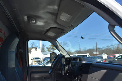 2014 Ford E-Series E-350 SD