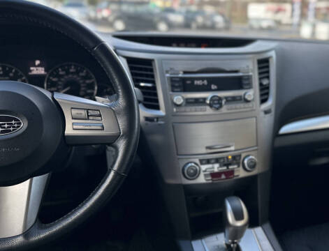 2011 Subaru Legacy 2.5i Premium