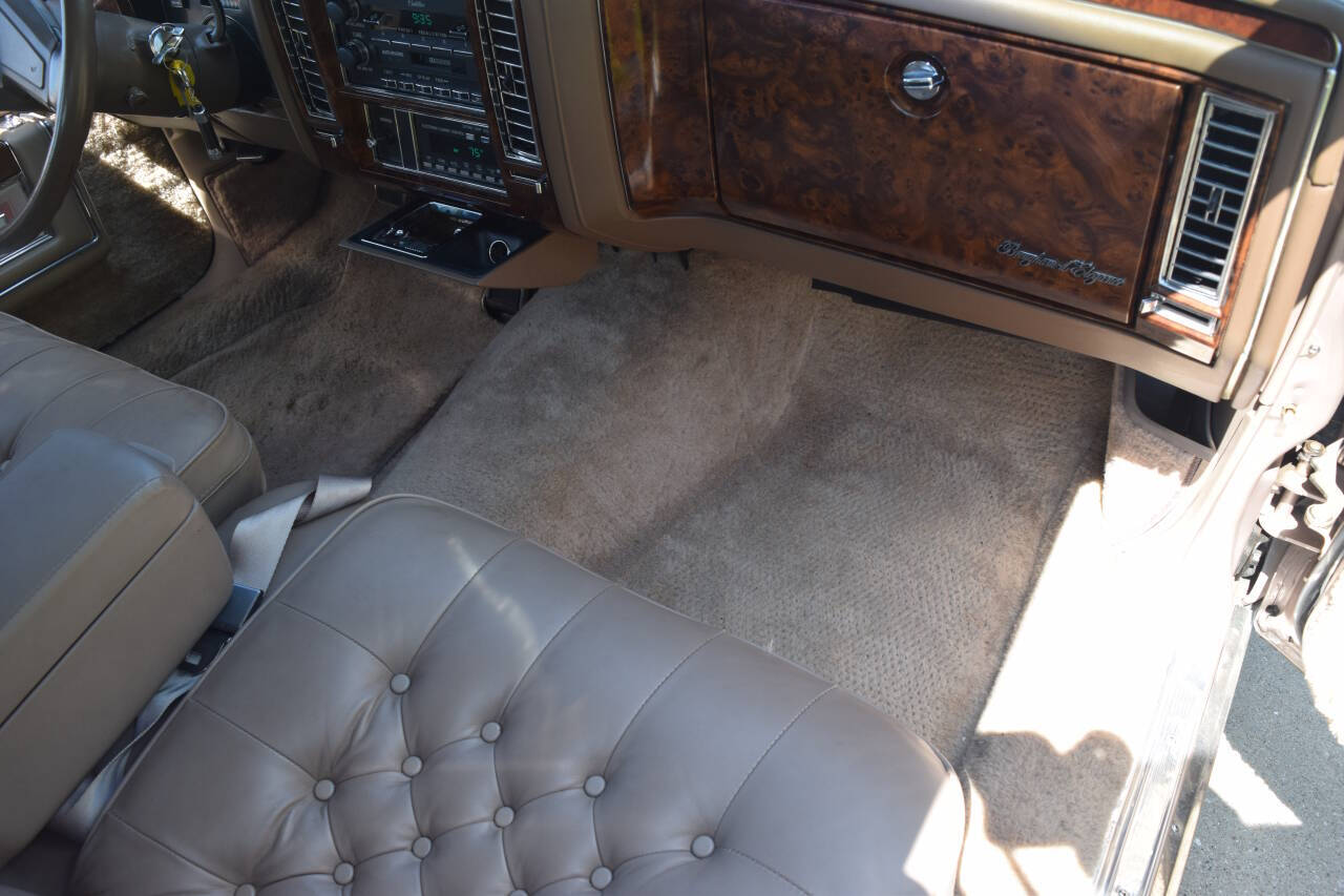1991 Cadillac Brougham 194