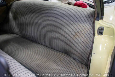 1951 Packard 200 Deluxe