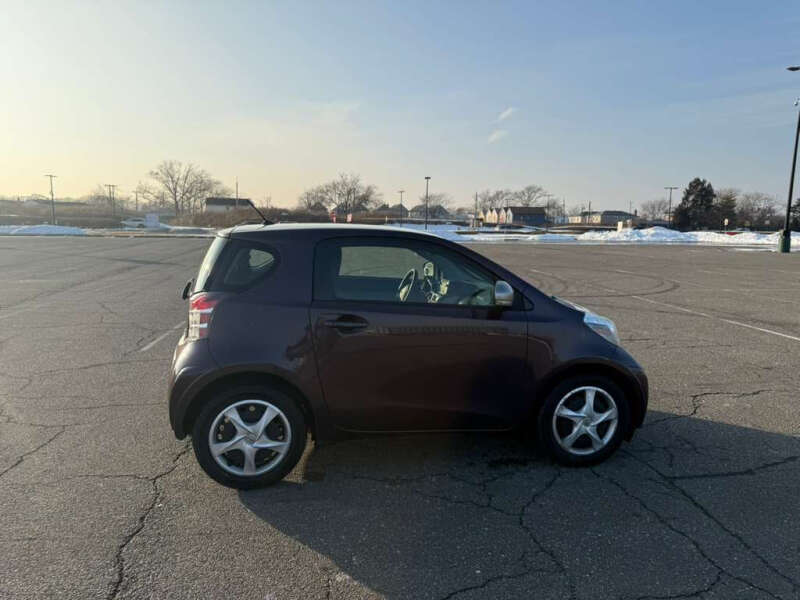 2014 Scion iQ