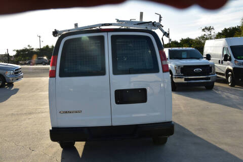 2017 Chevrolet Express 2500