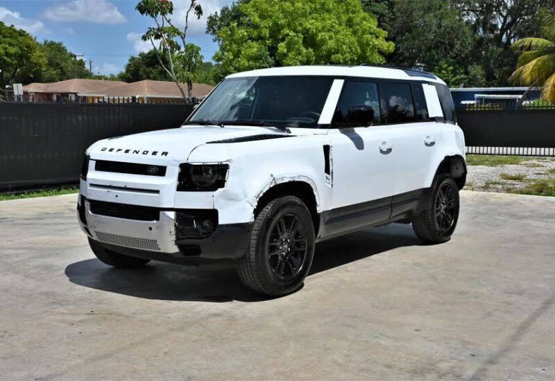 2025 Land Rover Defender 110 P300 S