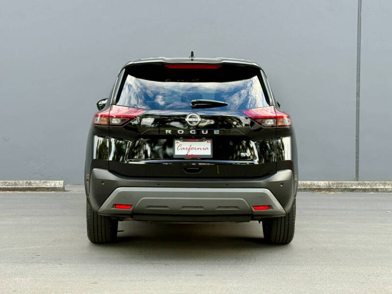 2022 Nissan Rogue SV