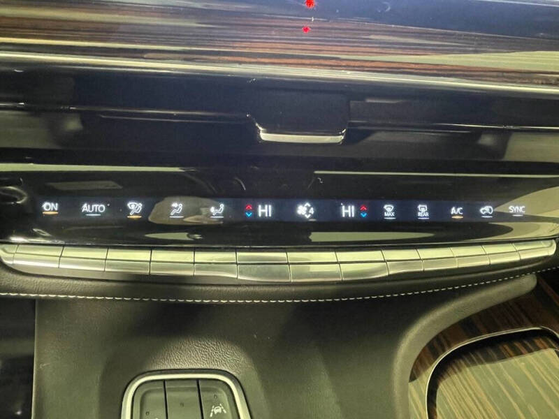 2022 Cadillac Escalade Premium Luxury