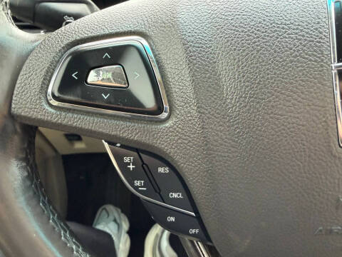 2016 Lincoln MKZ