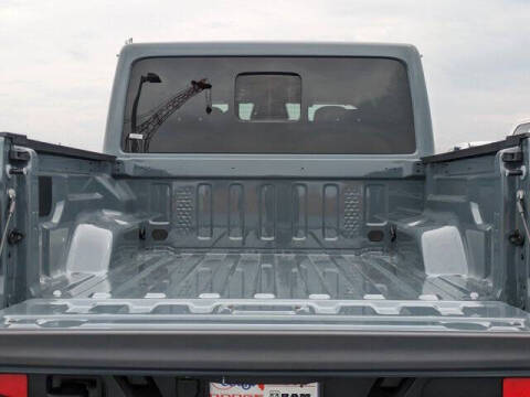 2026 Jeep Gladiator Sahara