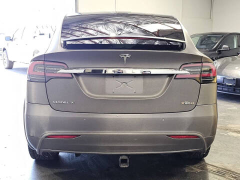 2016 Tesla Model X 90D
