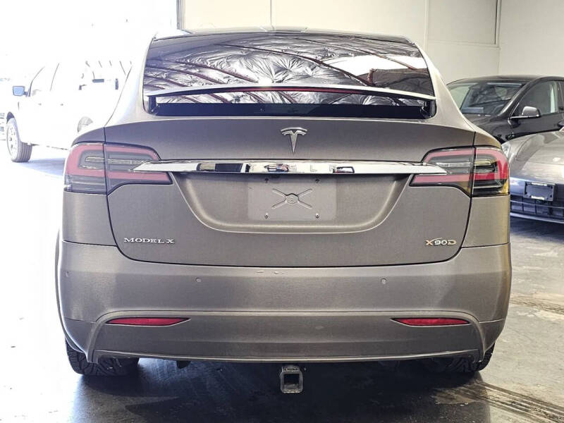 2016 Tesla Model X 90D