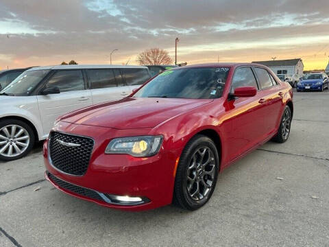 2016 Chrysler 300 for sale at De Anda Auto Sales in South Sioux City NE