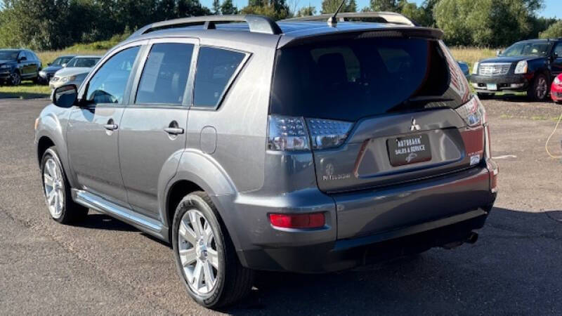 2011 Mitsubishi Outlander SE