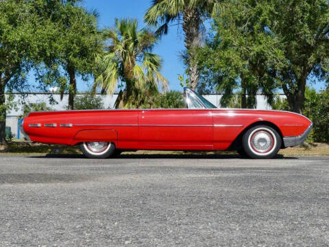 1962 Ford Thunderbird
