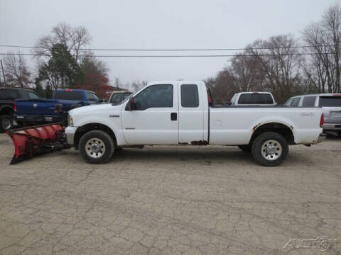 2007 Ford F-250 Super Duty for sale at Rondo Truck & Trailer in Sycamore IL