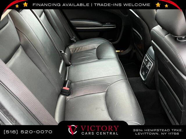 2023 Chrysler 300 Touring L