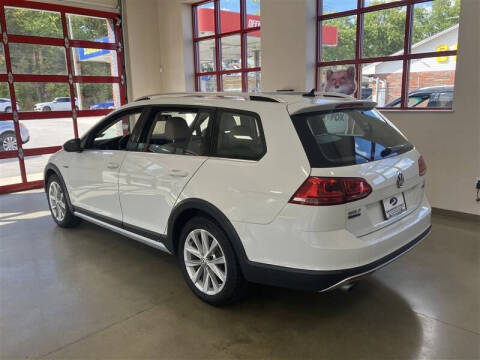 2017 Volkswagen Golf Alltrack