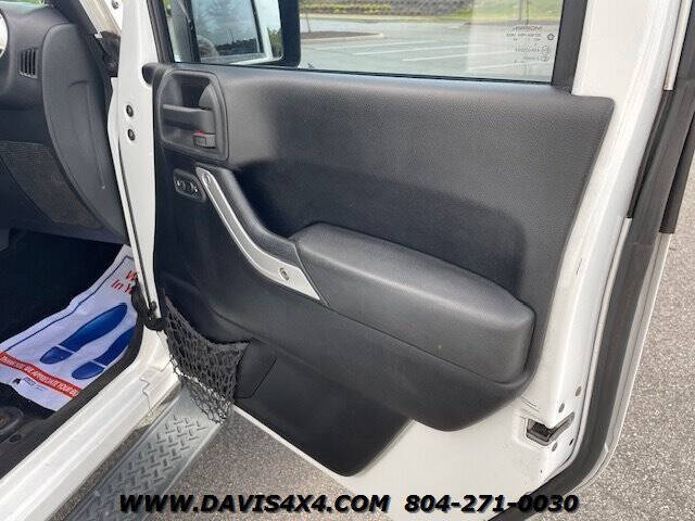 2012 Jeep Wrangler Unlimited Sahara