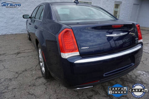 2015 Chrysler 300 Limited